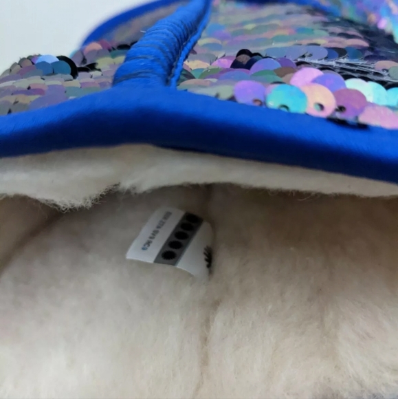 UGG Classic Short Sequin Boots - Picture 8 of 8